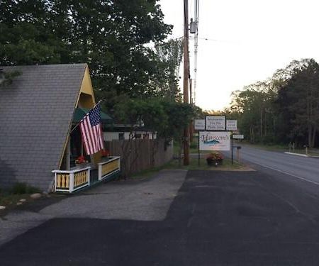 Hanscom'S Motel & Cottages บาร์ฮาเบอร์ ภายนอก รูปภาพ