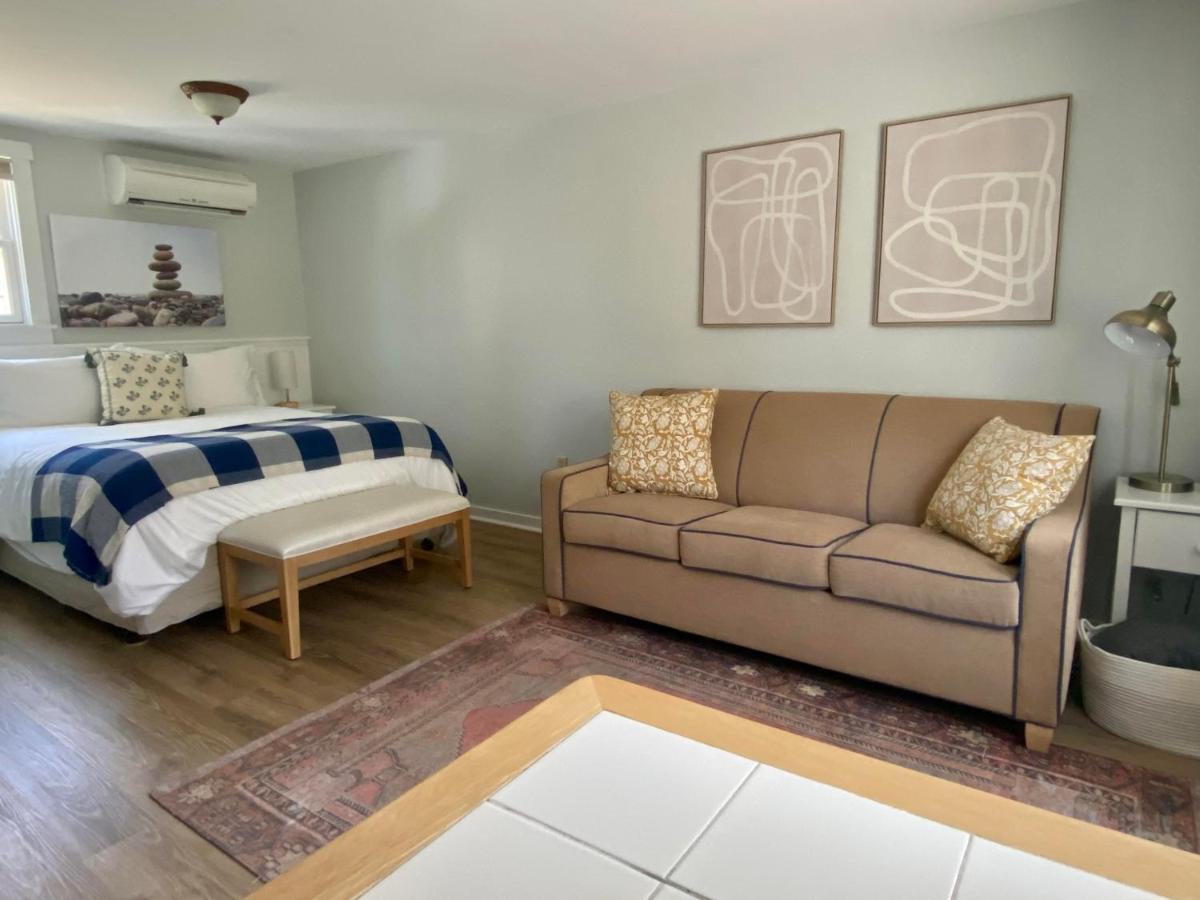 Hanscom'S Motel & Cottages บาร์ฮาเบอร์ ภายนอก รูปภาพ