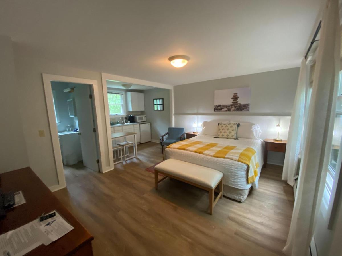 Hanscom'S Motel & Cottages บาร์ฮาเบอร์ ภายนอก รูปภาพ